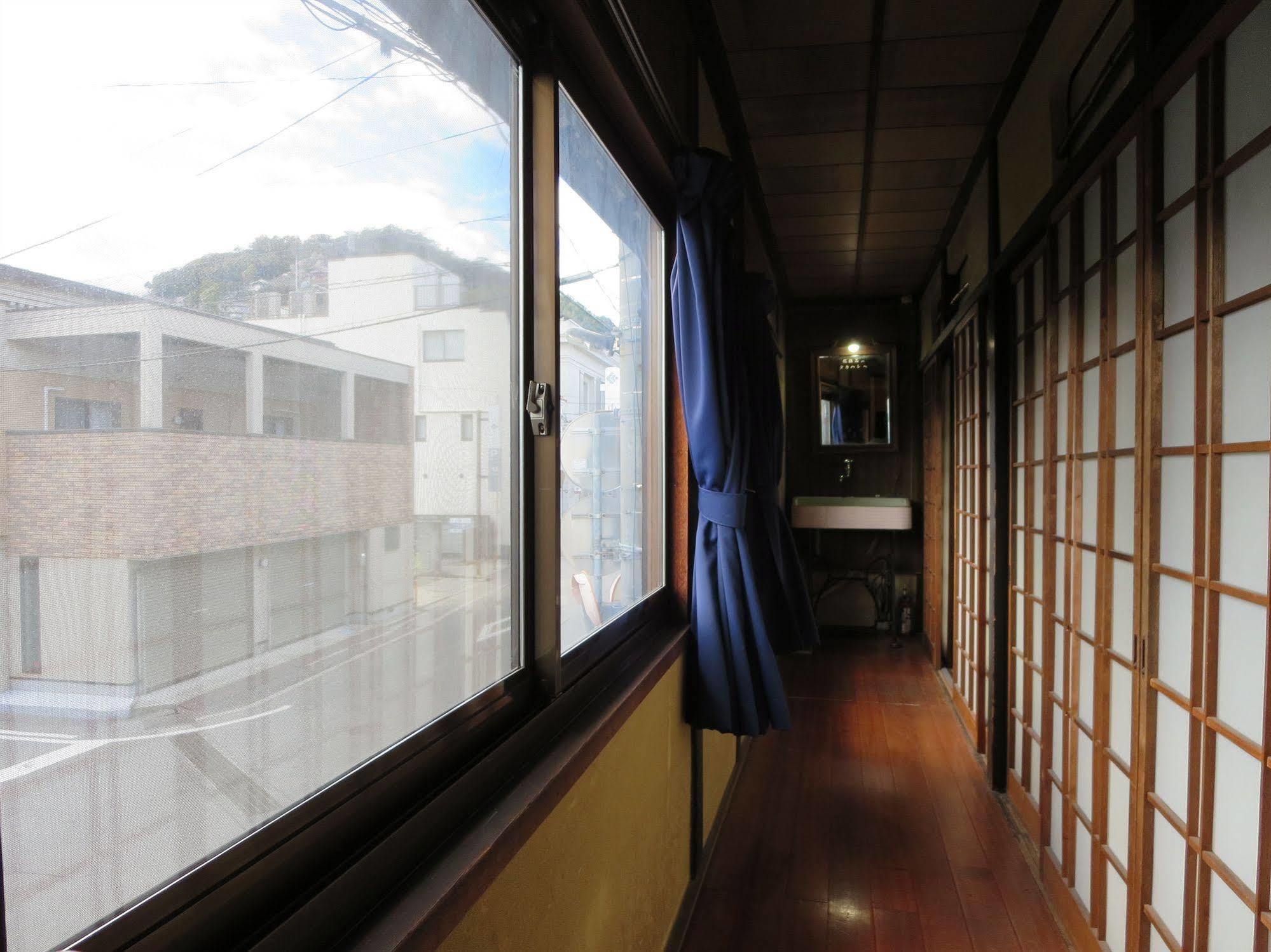 Onomichi Guesthouse Fuji Hostel Bagian luar foto